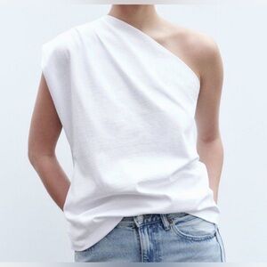 Zara Asymmetrical top